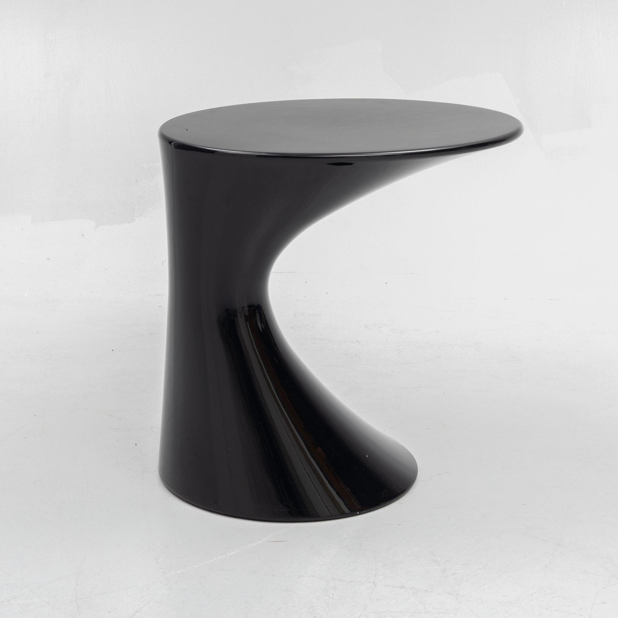 Tod Bracher, a 'Tod' coffee table, Zanotta, Italy.