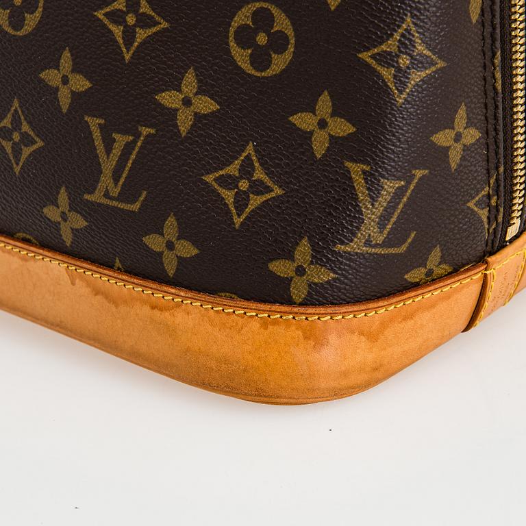 Louis Vuitton, A Monogram Canvas 'Alma' Handbag.