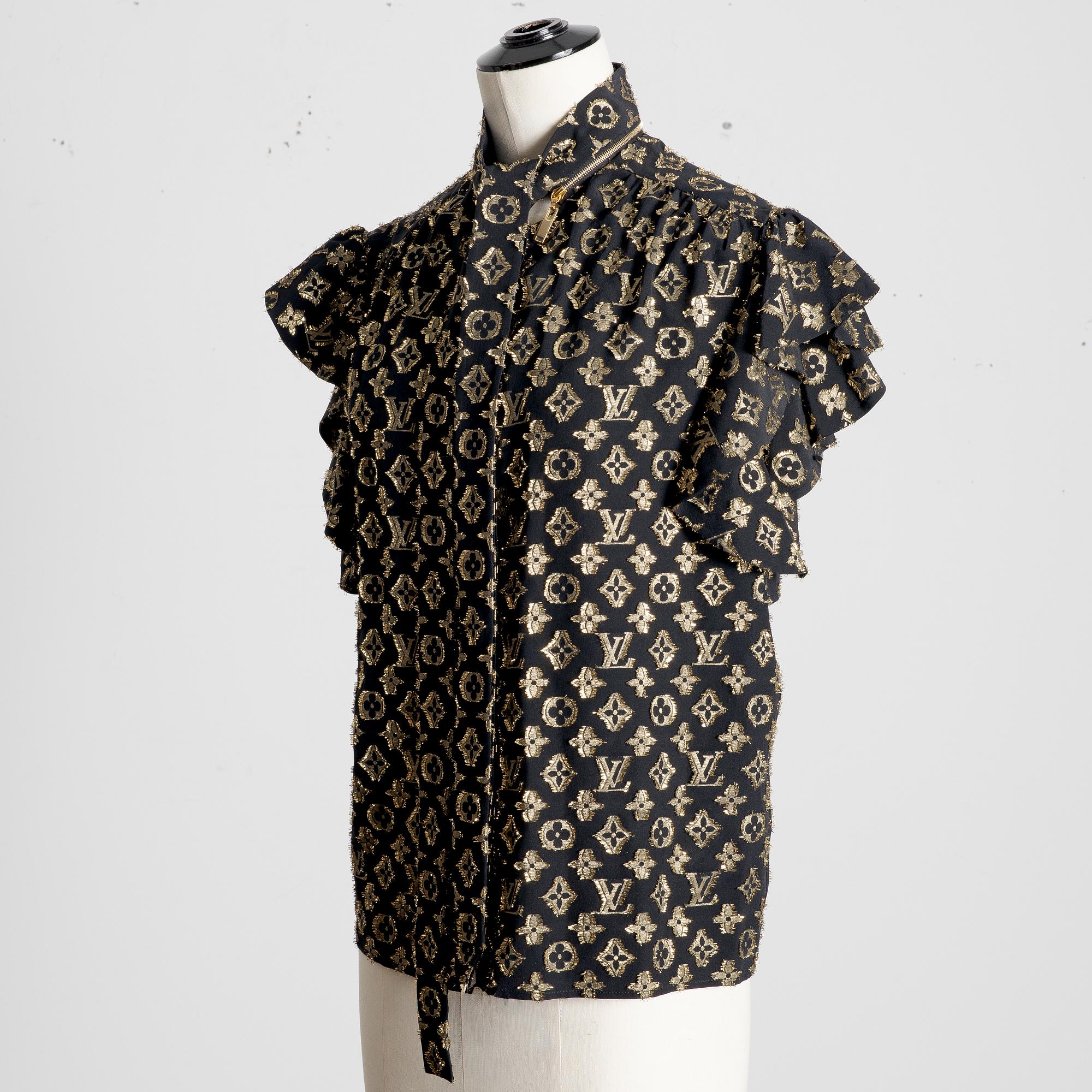 Louis Vuitton, blouse, size Fr 38.