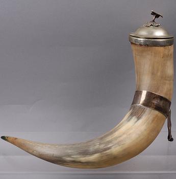 DRYCKESHORN, horn, nysilver, fornnordisk stil, Sverige, 1800-talets sista fjärdedel.