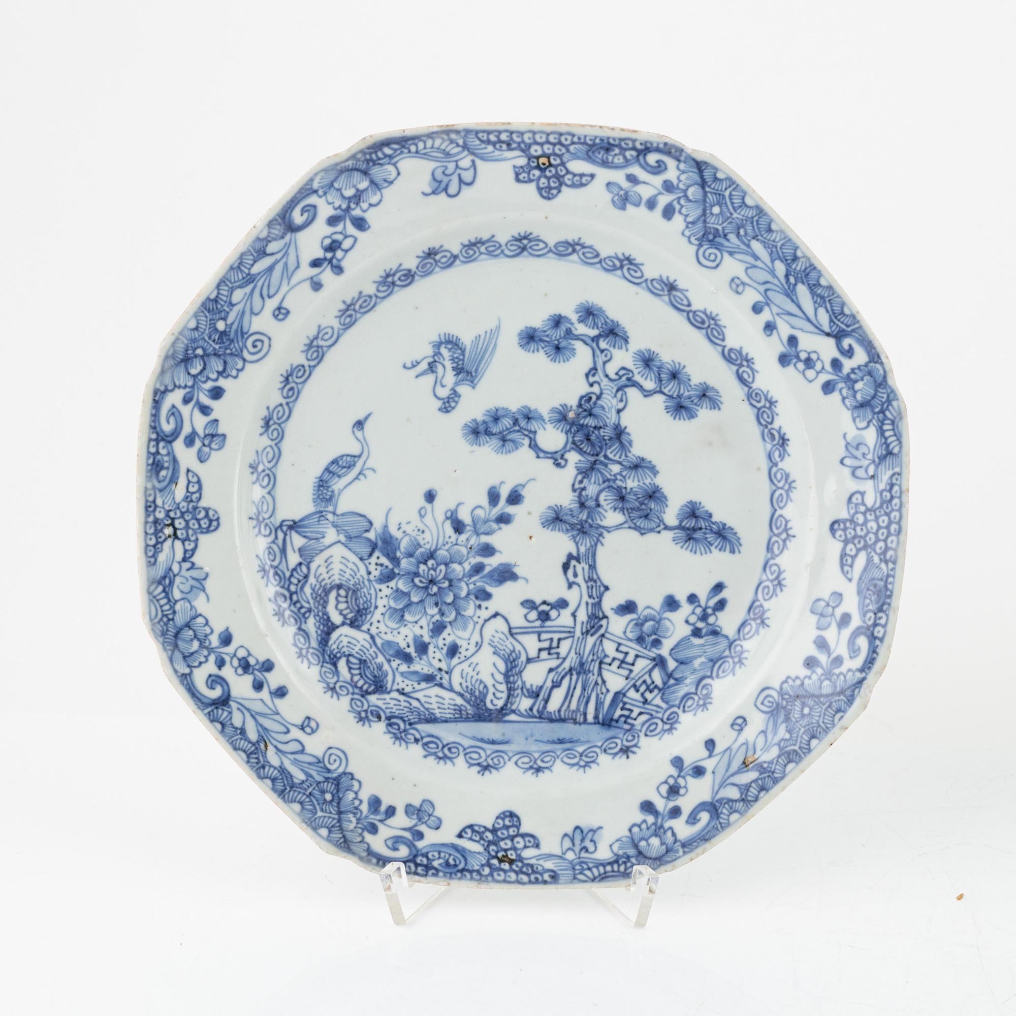 Six porcelain pieces, China, 18th-19th century.