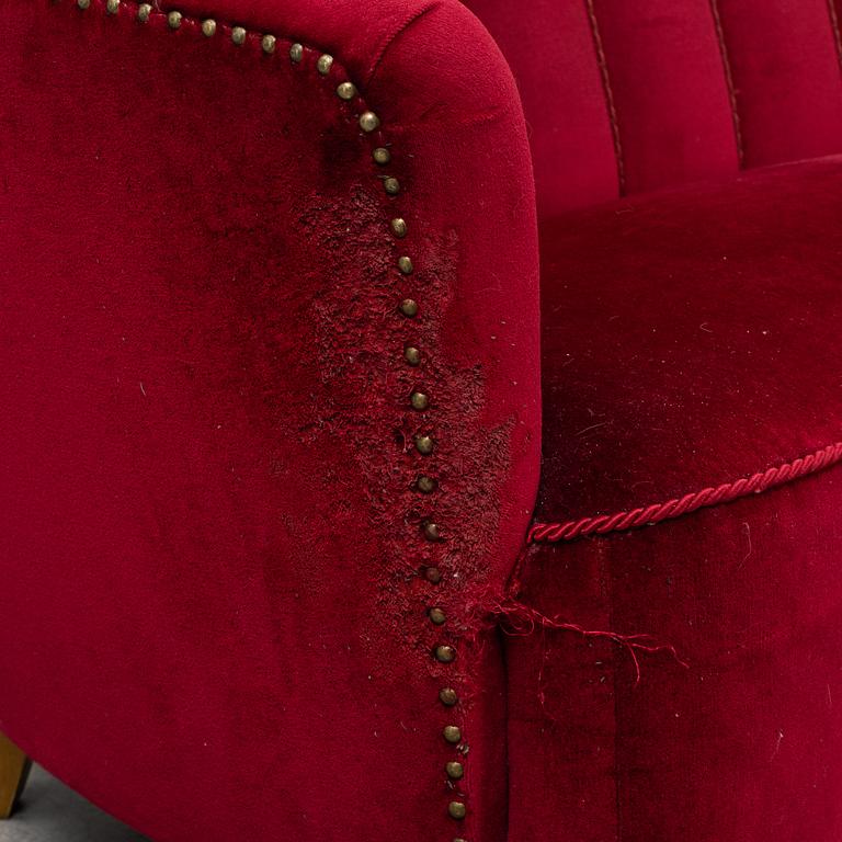 OTTO SCHULZ, attributed to. A Swedish Modern sofa, 1940's.