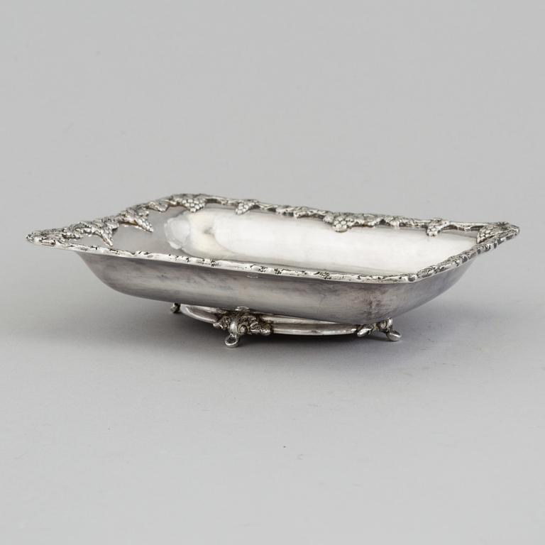 SKÅLFAT, silver, Osmanska riket, 1800-tal Totalvikt ca 307 gram.