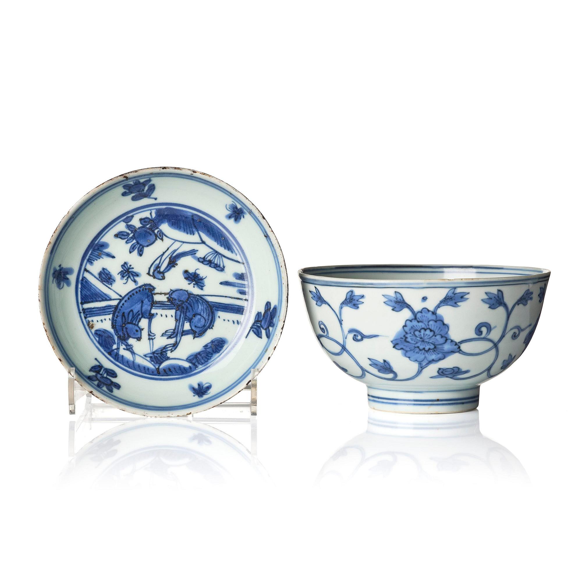 A blue and white 'floral' bowl and a dish, Ming dynasty, Jiajing (1522-1566).