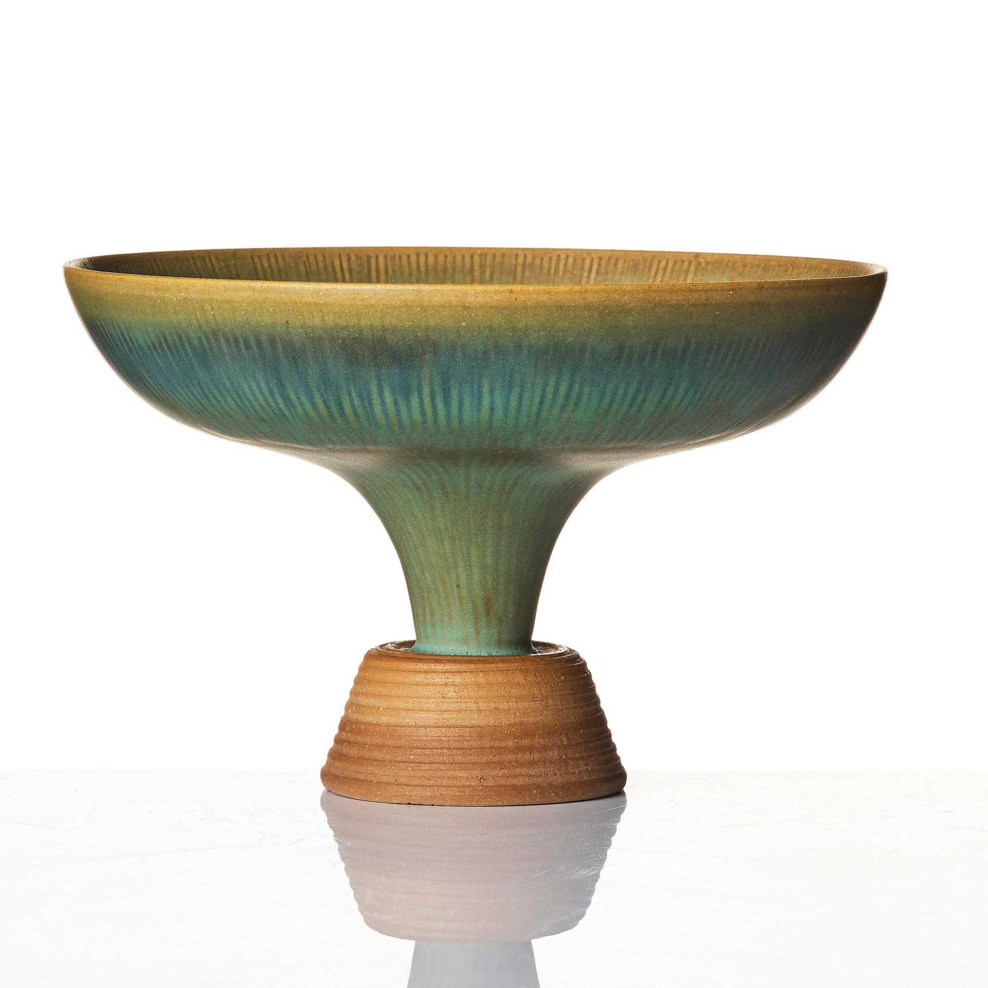 Wilhelm Kåge, a Farsta Spirea stoneware bowl, Gustavsberg Studio 1957.