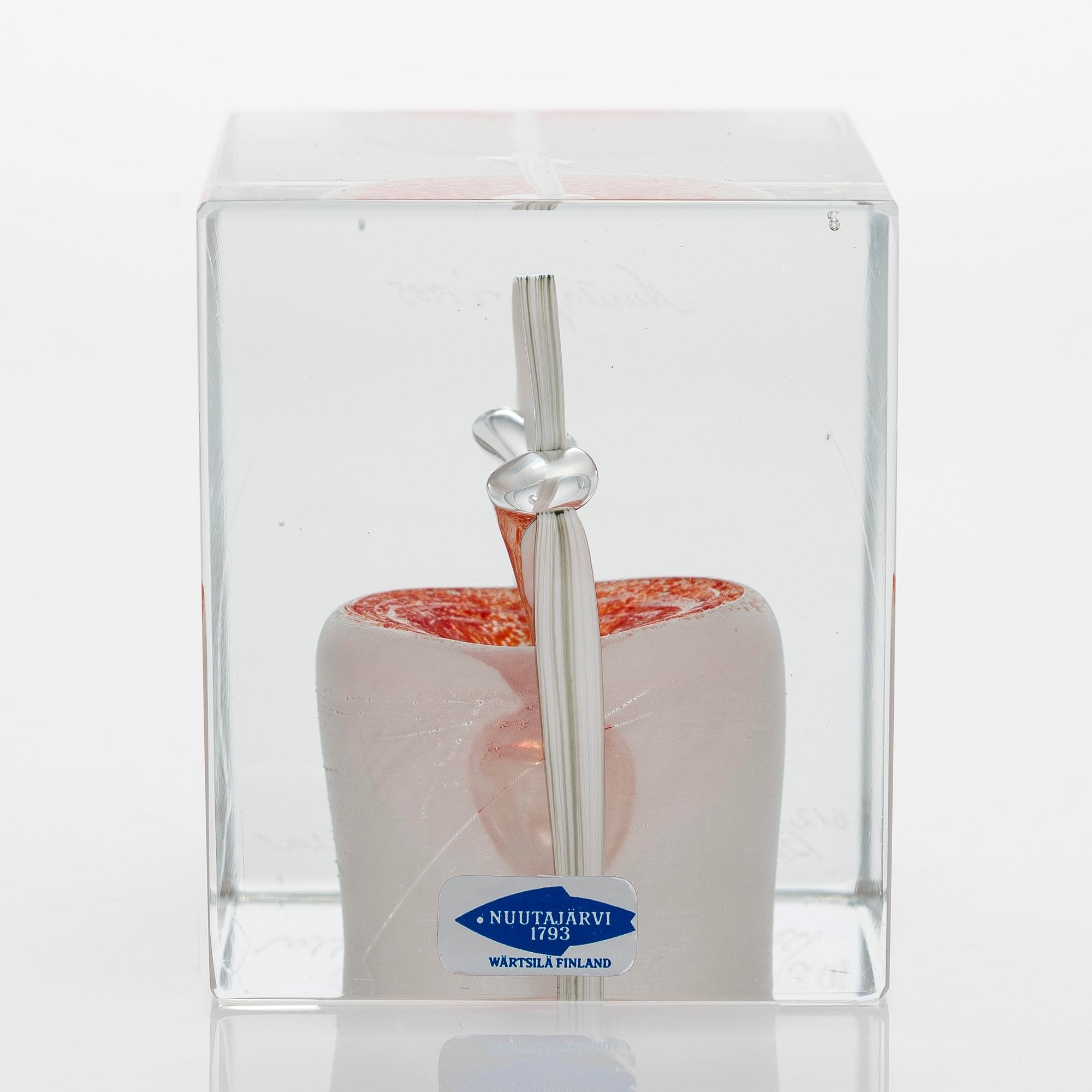 Oiva Toikka, årskub, signerad Oiva Toikka, Nuutajärvi 1985, 612/2000.