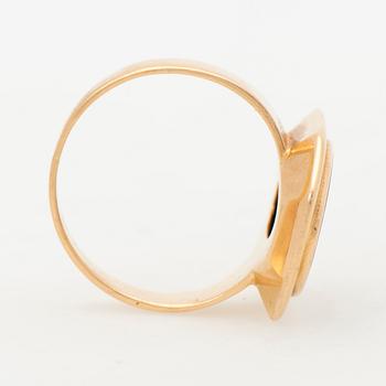 A RING, carnelian, 18K gold.