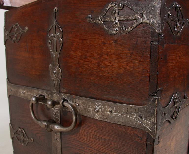 KISTA. barock/ barockstil, delvis 1700-tal.