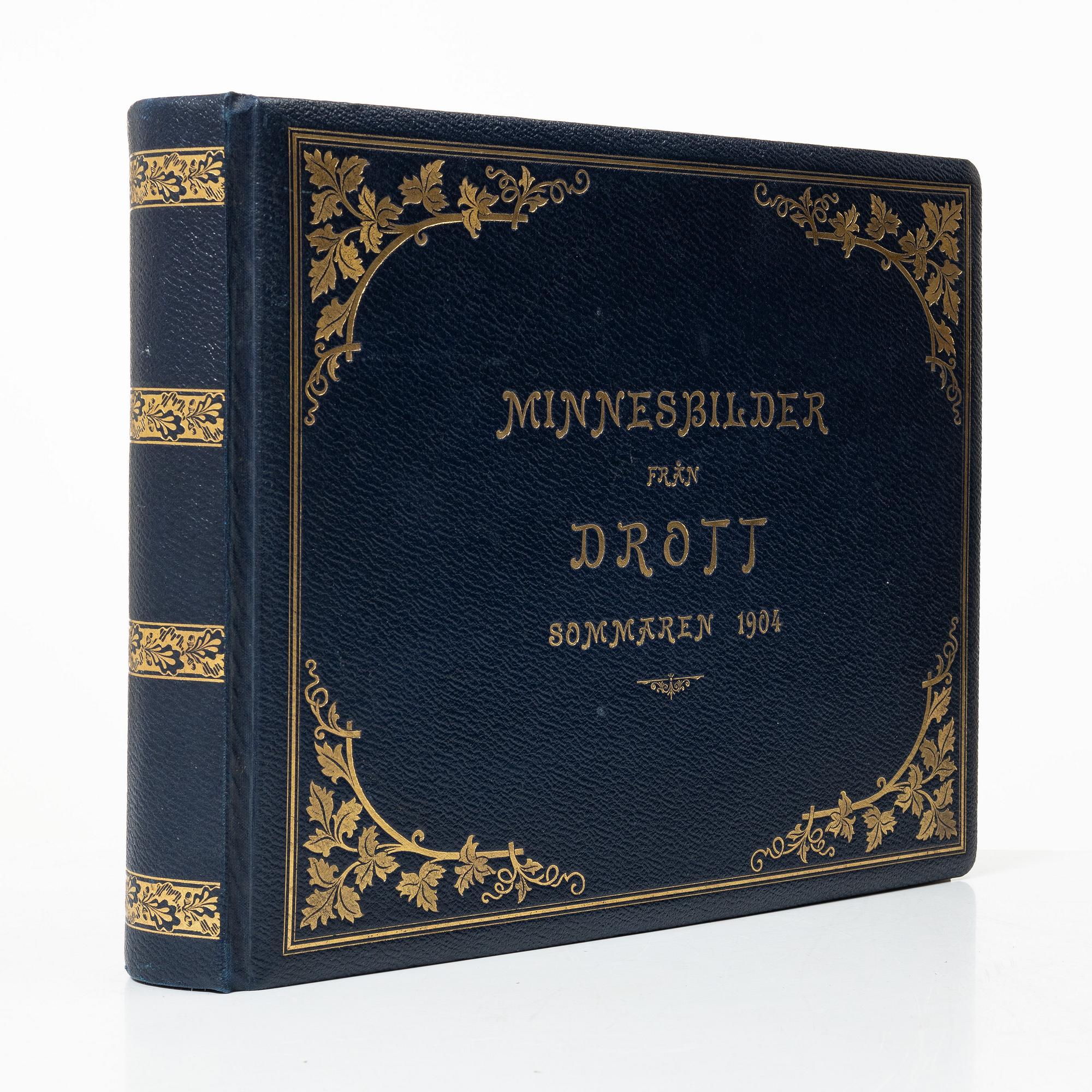 Fest och vardag på Oscar II:s Drott, 1904.