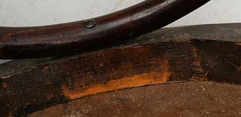STOLAR, 4 st snarlika och PALL, Thonet-modell.