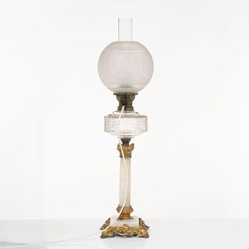 Bordslampa, omkring år 1900.