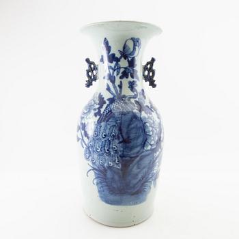 Vases 2 pcs China 20th century porcelain.