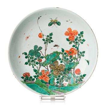 A famille verte dish, Qing dynasty, Kangxi (1662-1722).