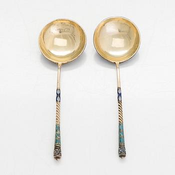 A pair of gilt silver and cloisonné enamel spoons, Moscow 1908-17. Unidentified master EO.