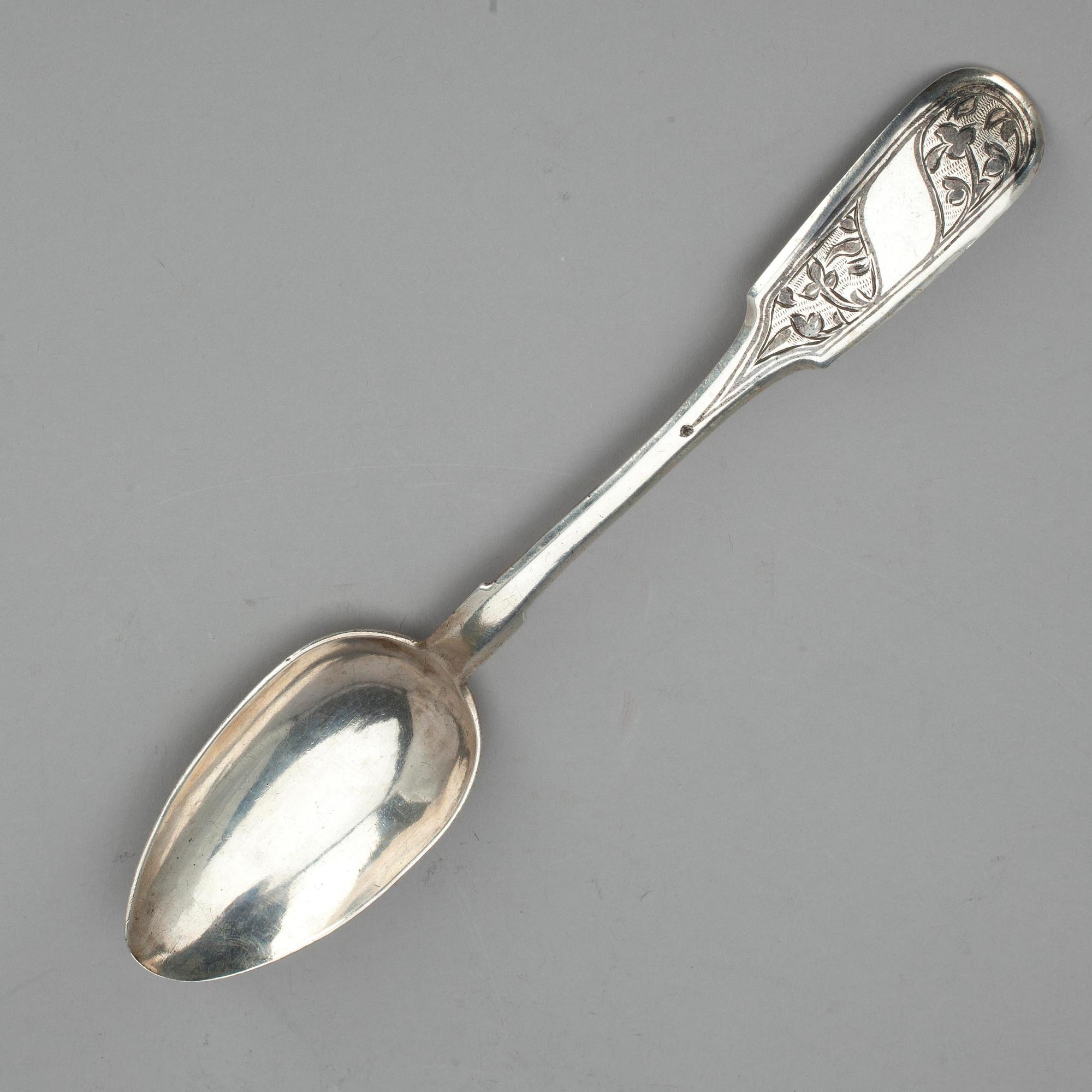 SKED, silver, niellodekor, Moskva 1872. Vikt 68 g.