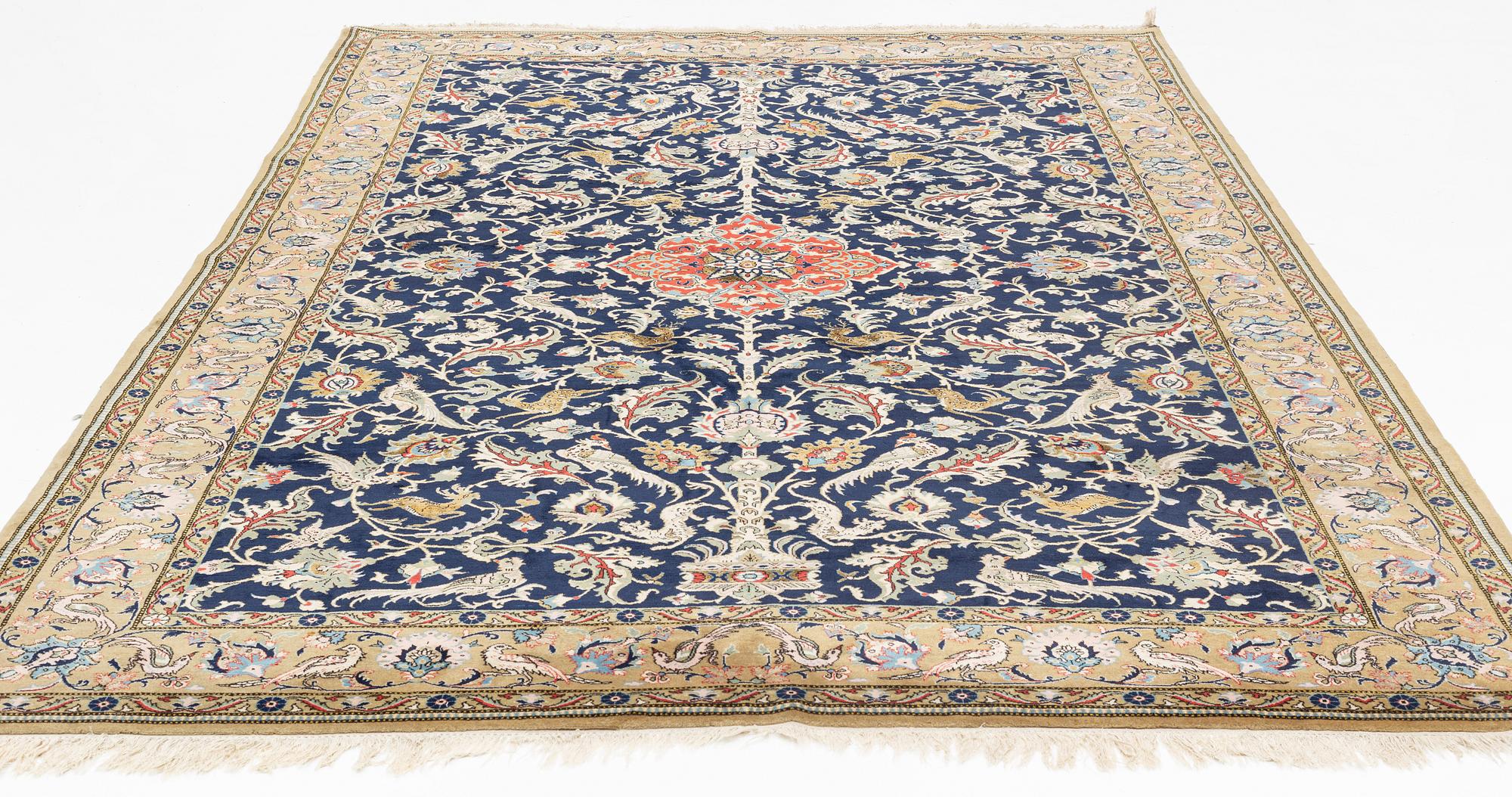 Matta, Ghom, part silk, ca 357 x 223 cm.