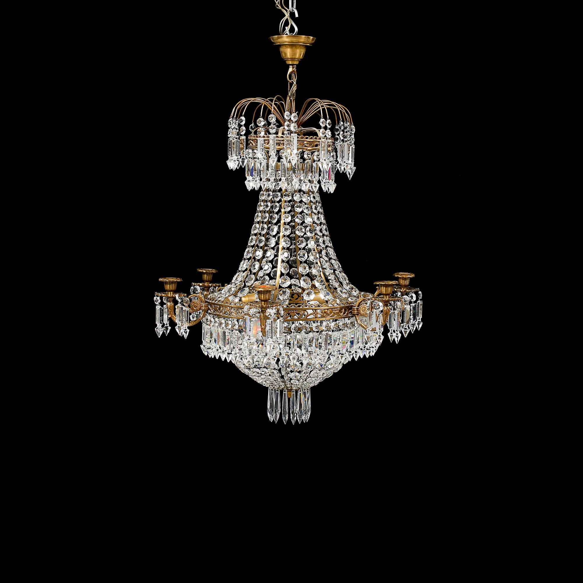 LJUSKRONA, 1900-talets mitt/tredje kvartal, höjd ca 70 cm.