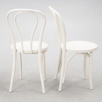 Stolar i böjträ, 6 st med en pall, 1900-talets andra hälft.