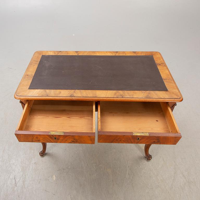 Skrivbord nyrokoko sent 1800-tal.