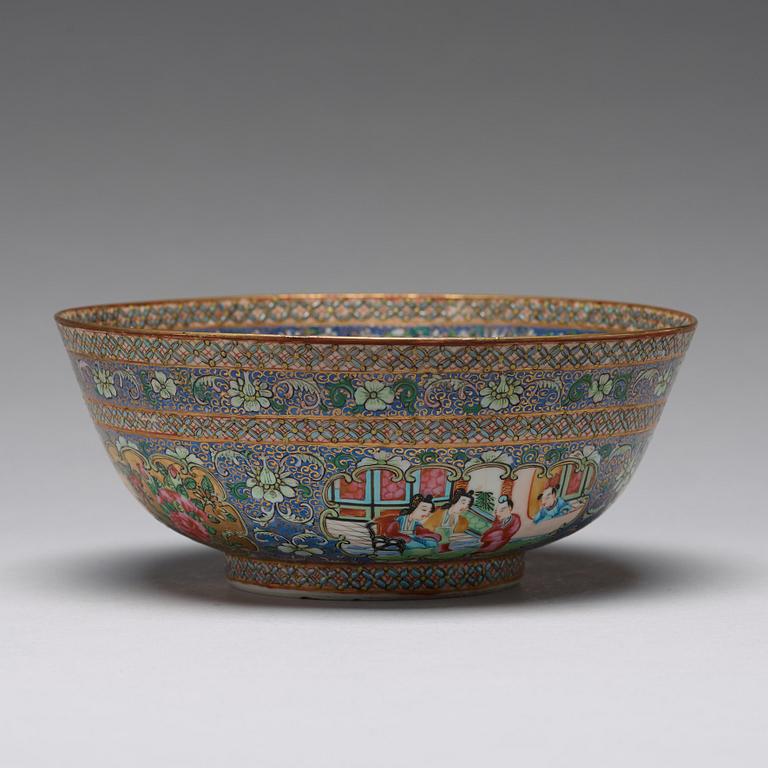 SKÅL, porslin. Kanton, Qingdynastin, 1800-tal.