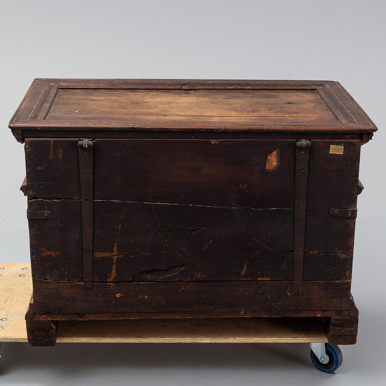 A 1700's oak chest.