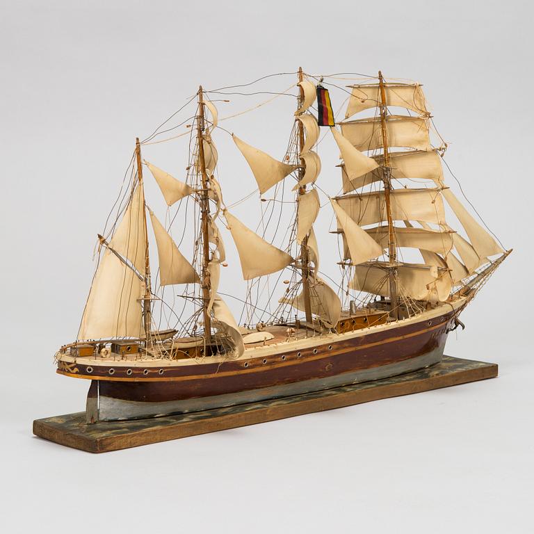Model ship, four-masted barque "Pamir", early 20th century.
