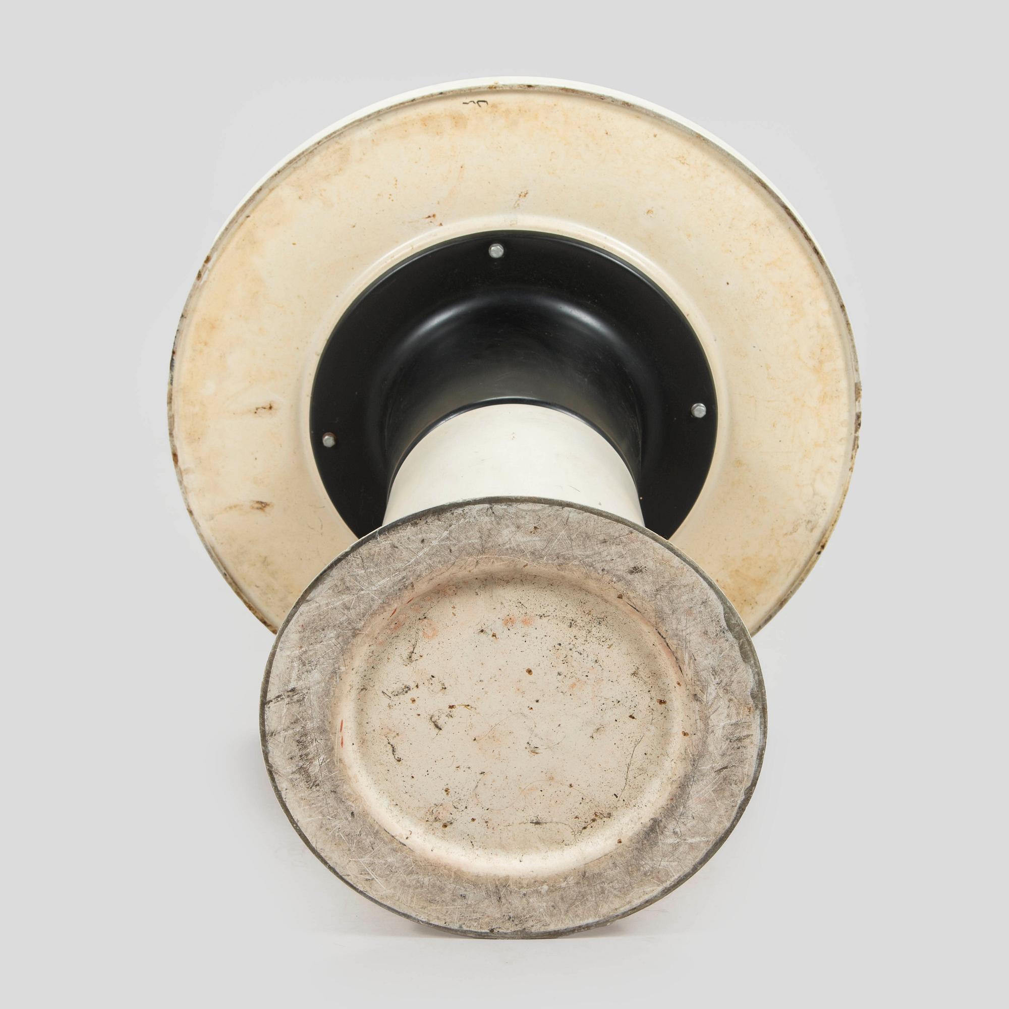 Yrjö Kukkapuro, a 1970s 'Saturnus' table, made to order, Haimi.