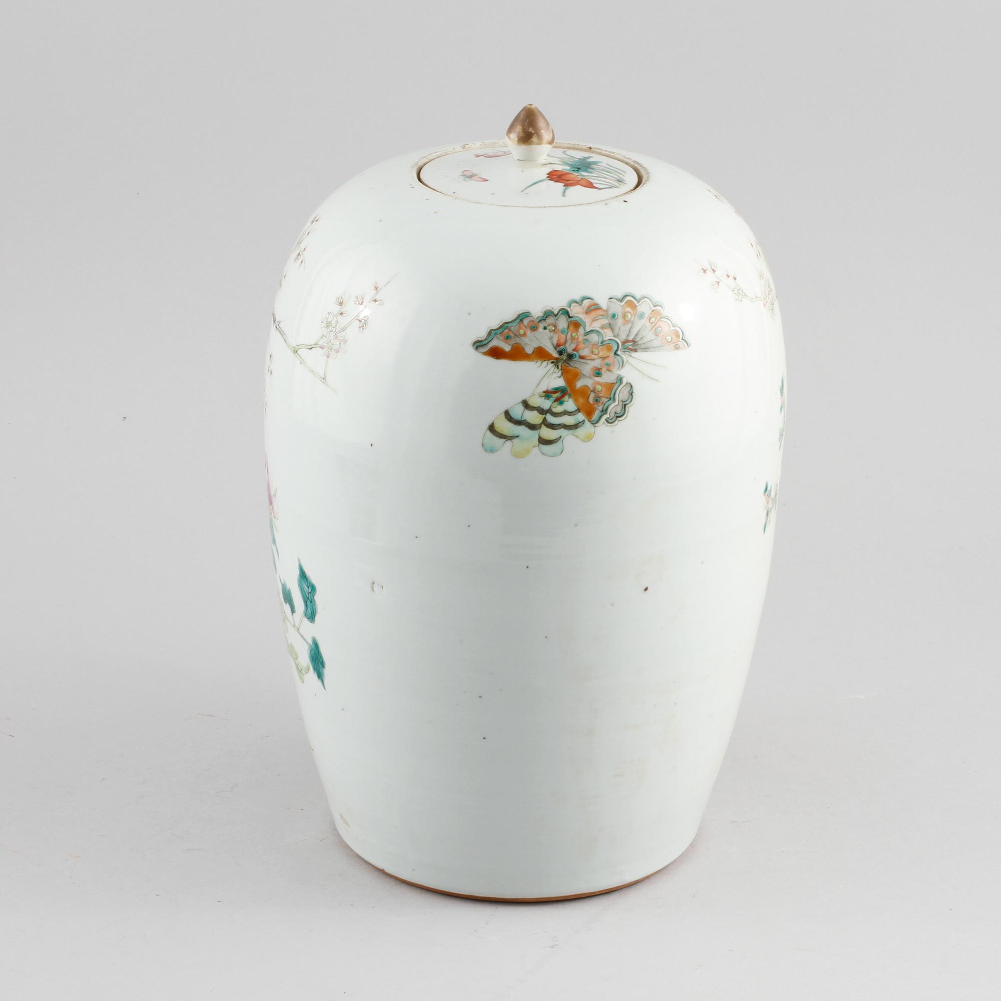 LOCKURNA, porslin, Kina, 1800-tal.