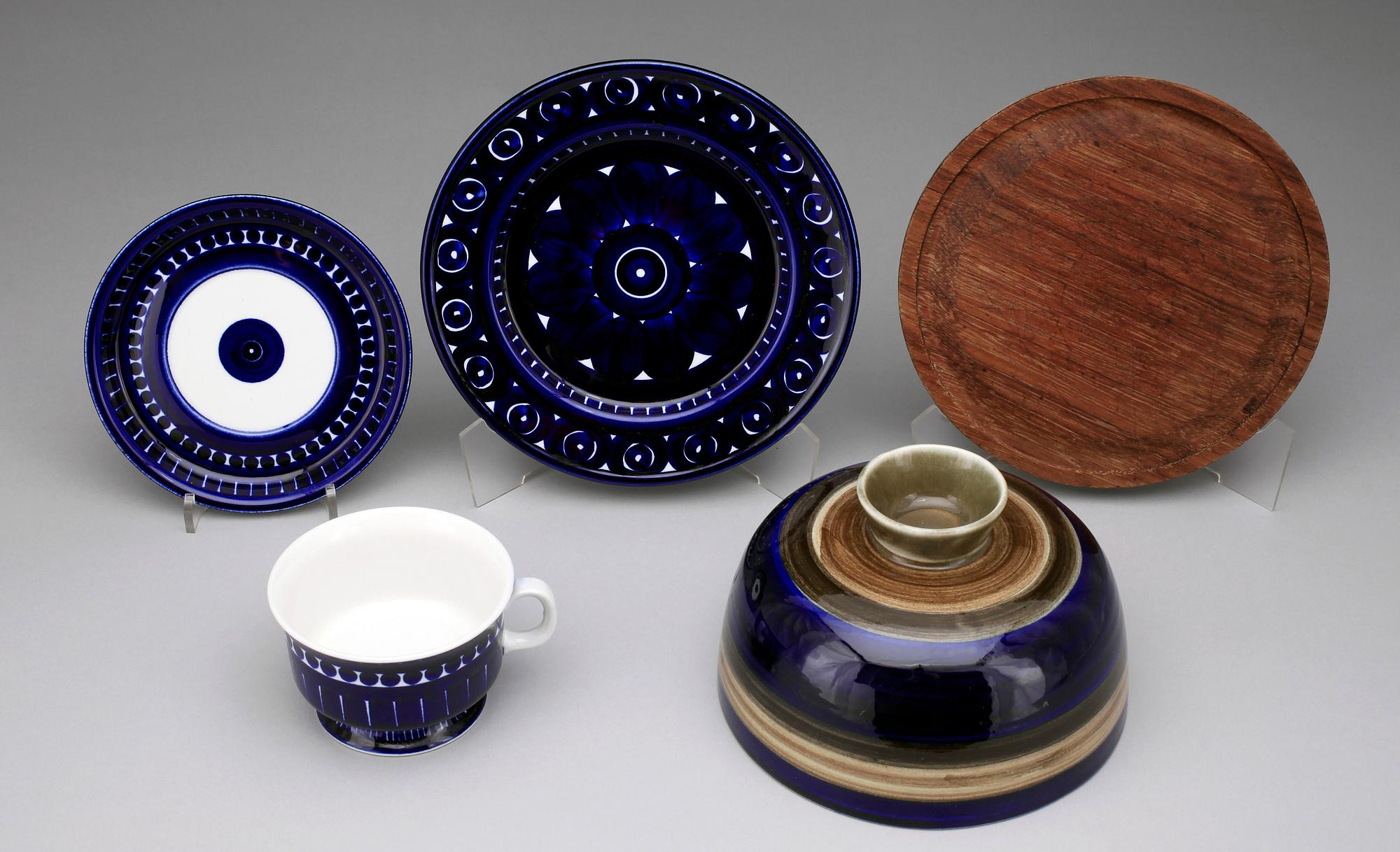 SERVISDELAR, 13 st, porslin, "Valencia" Ulla Procopé, Arabia, Finland, 1900-talets mitt.