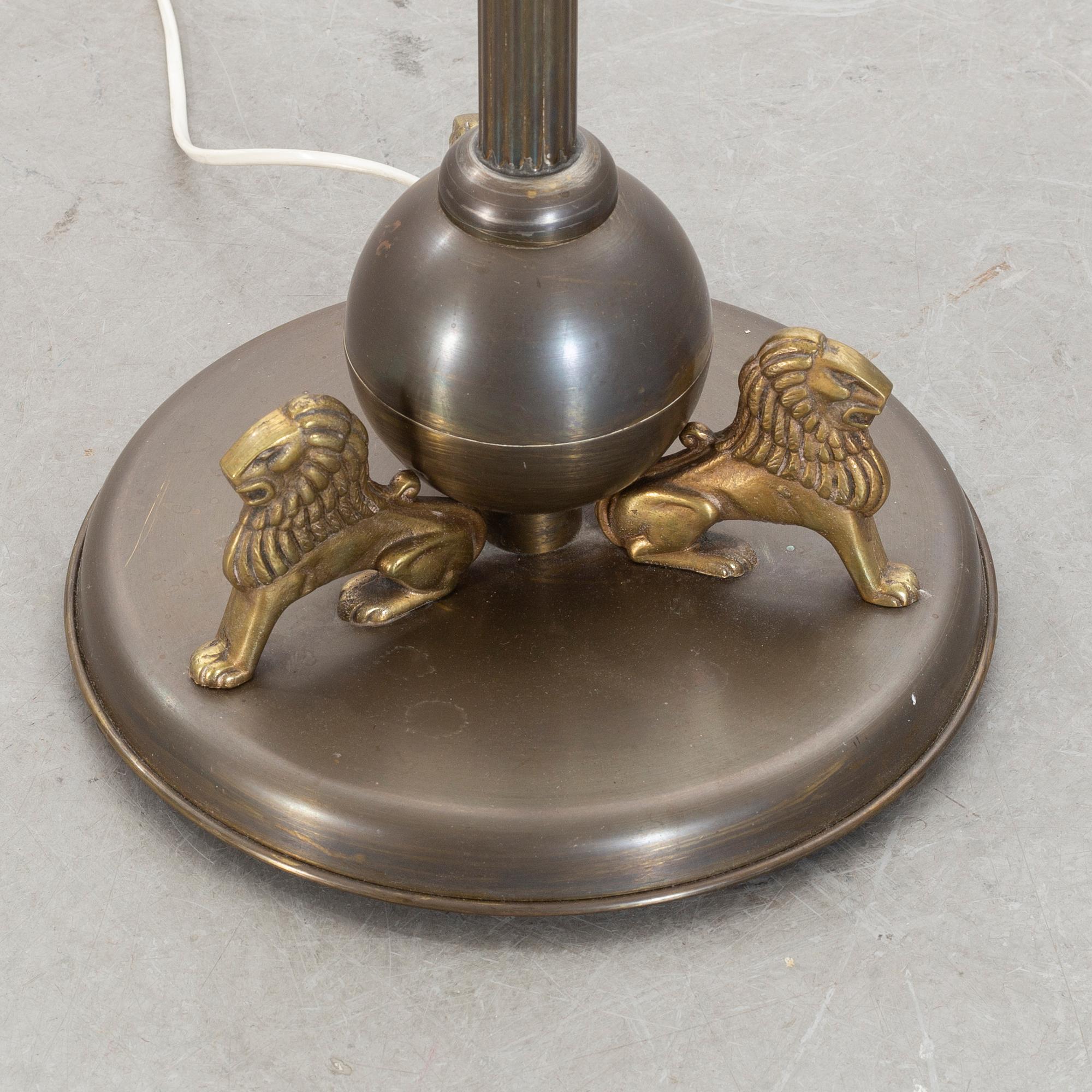 GOLVLAMPA, 1930-tal.