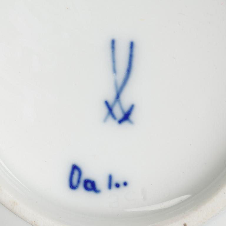 SERVISDELAR, porslin, ca 37 + 11 delar, Meissen, Tyskland 1900-tal.