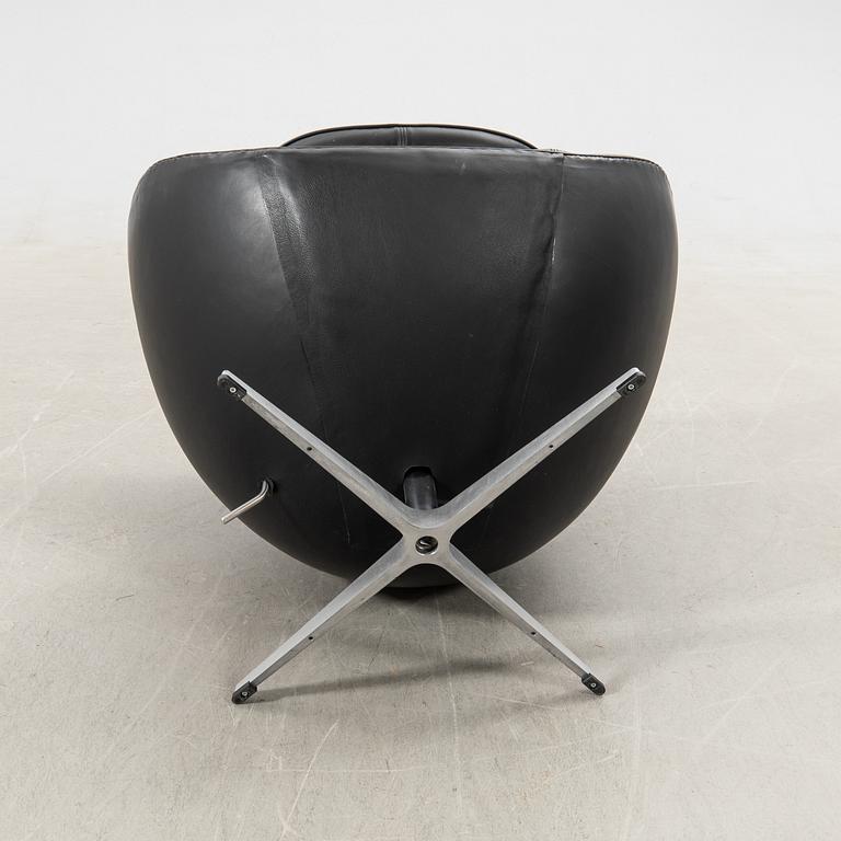 Arne Jacobsen, Armchair "The Egg" for Fritz Hansen Denmark 2000s.