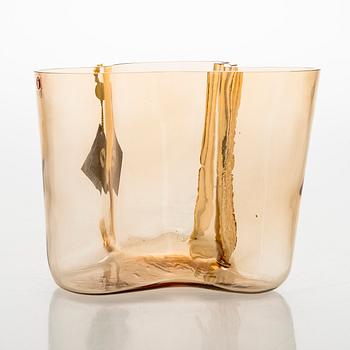 Alvar Aalto, maljakko, "3030", 60-vuotisjuhlamaljakko, signeerattu Alvar Aalto Iittala 1936-1996.