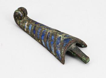 SKULPTURDEL, brons, lapis lazuli, Egypten, sannolikt sentid 664-331 f Kr.