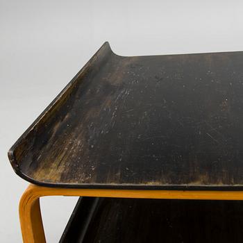 Alvar Aalto, A 1930s '75' table for O.Y. Huonekalu-ja Rakennustyötehdas A.B, Finland.
