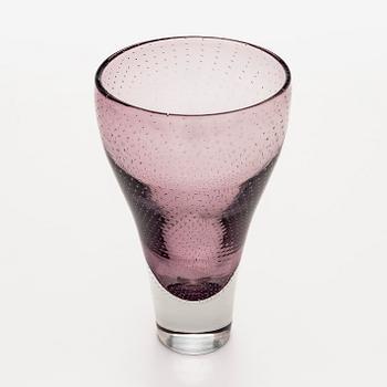 Gunnel Nyman, maljakko, malli "GN 12", signeerattu G. Nyman Nuutajärvi Notsjö -53.