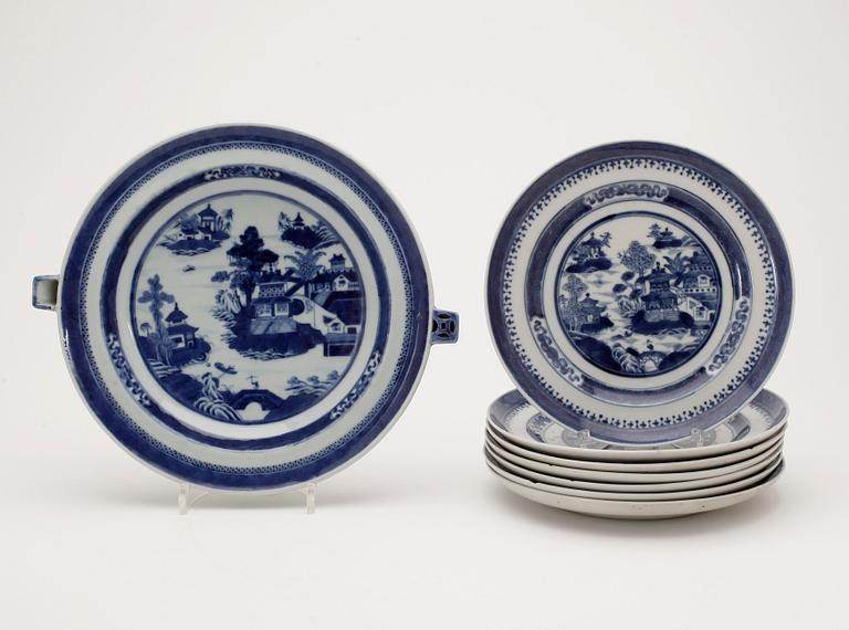 SERVISDELAR, 14 st, porslin, Kina, Jiaqing (1796-1820).
