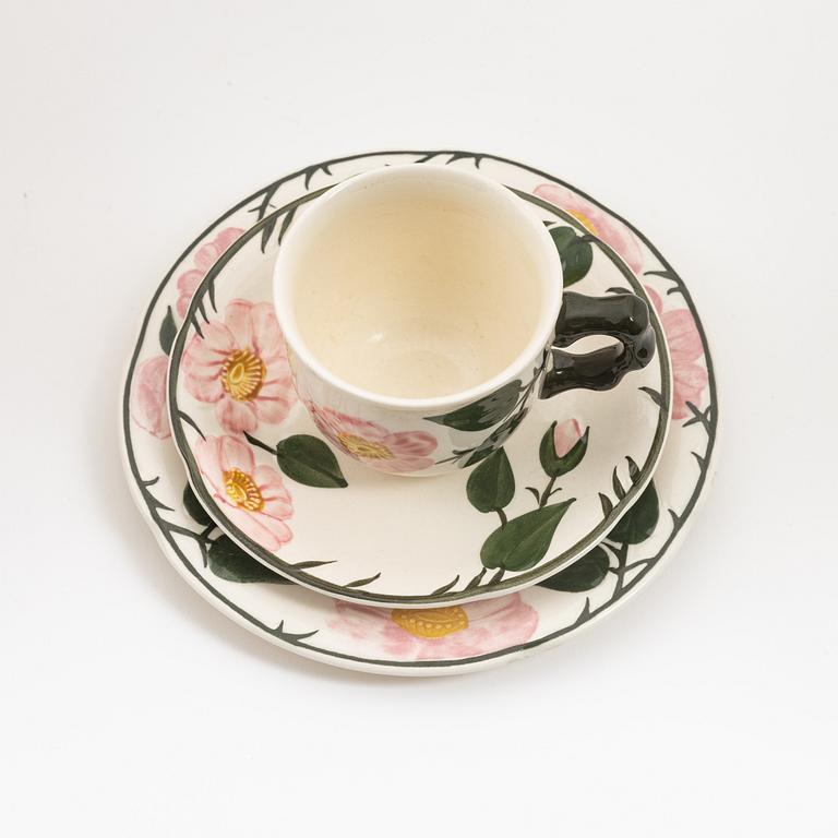 A Villeroy & Boch 'Wild Rose' service, (27 pieces).