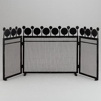 BERTIL VALLIEN, an iron fire guard, Boda Smide.