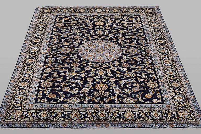 Matta, Keshan, ca 278 x 208 cm.