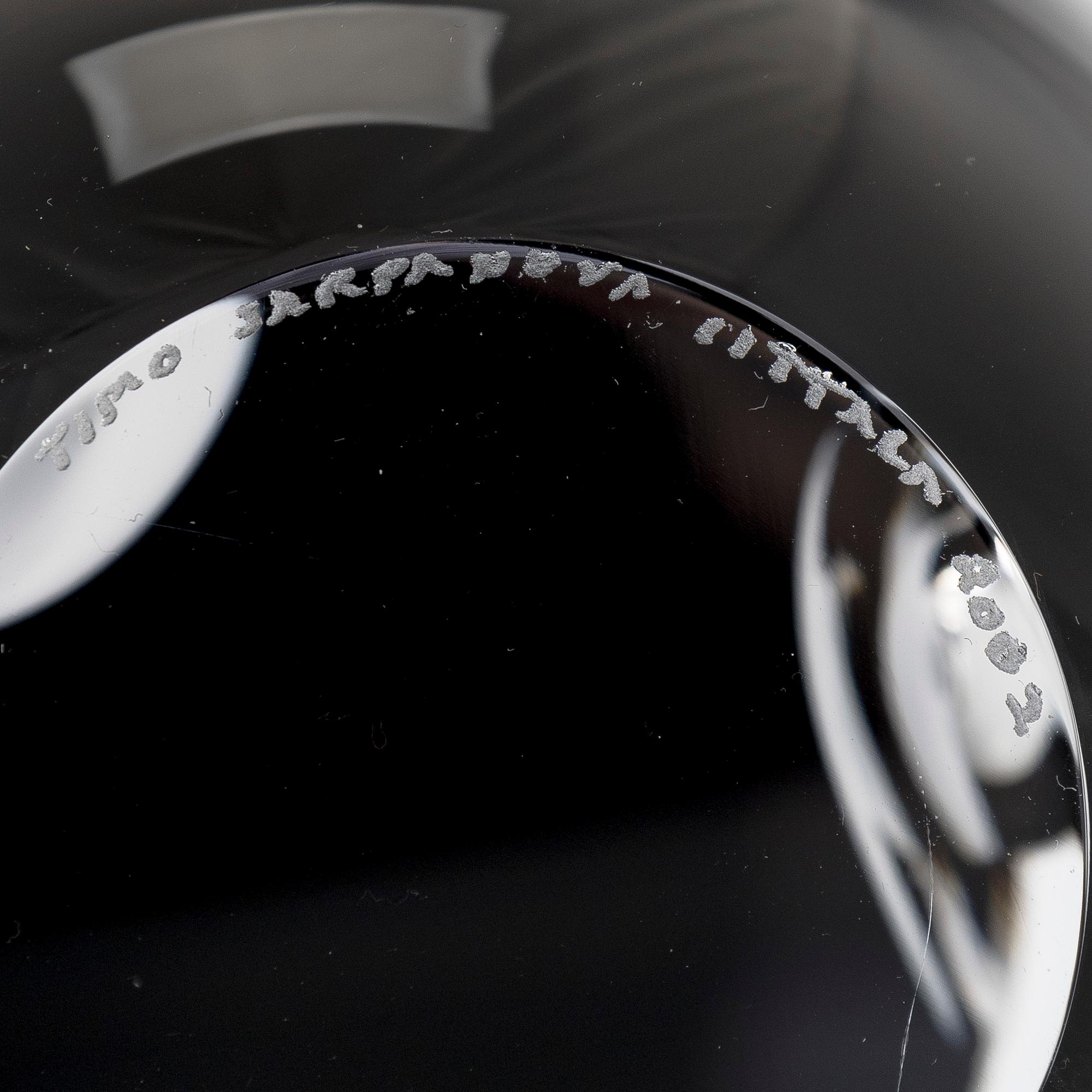 Timo Sarpaneva, a 'Claritas' glass sculpture, signed Timo Sarpaneva Iittala 2002.