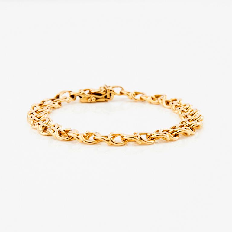 Bismarck link bracelet, 18K gold.