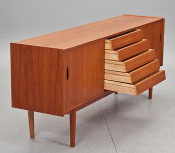 SIDEBOARD, "Trio", Nils Jonsson för Bra Bohag.