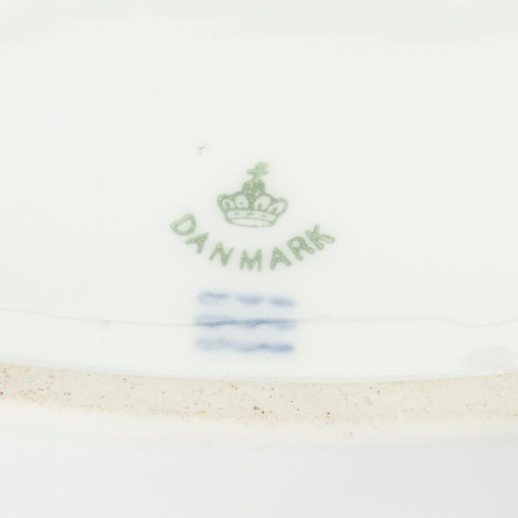 A 20th century Flora Danica Royal Copenhagen porcelain dish.