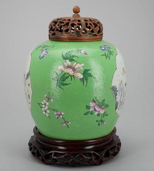 BOJAN, porslin, Qianlong-stil, Kina 1800-talets början.