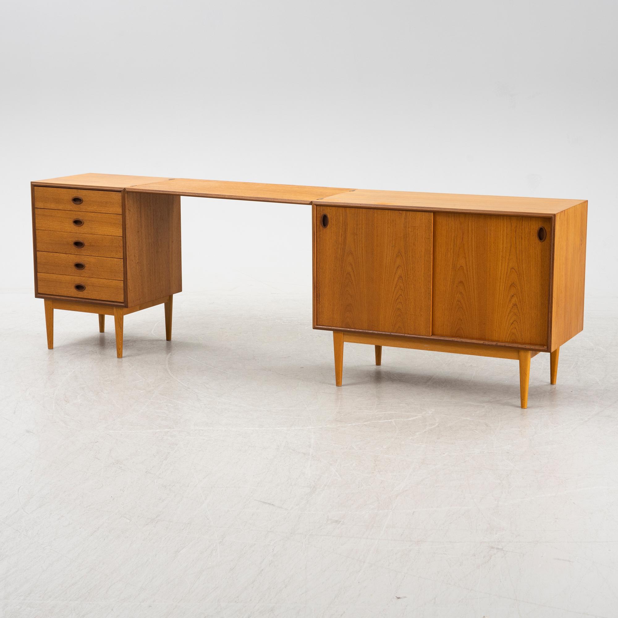 A teak veneered sideboard, 1950's/1960's.