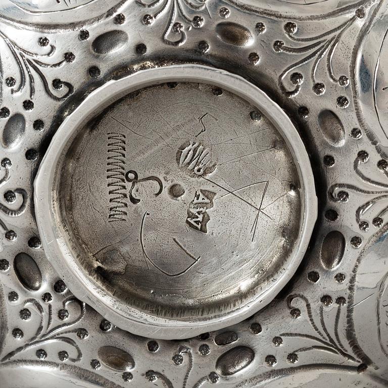 A Swedish 18th century silver brandy bowl, mark of Anders Wibeck, Boras (-1702-1727(1730)).