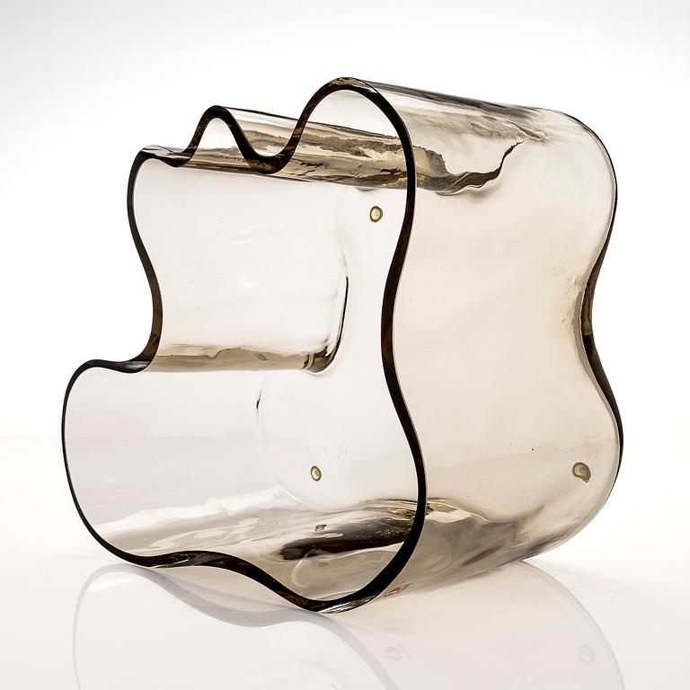 Alvar Aalto, a '3031' vase, signed Alvar Aalto Iittala 2008.