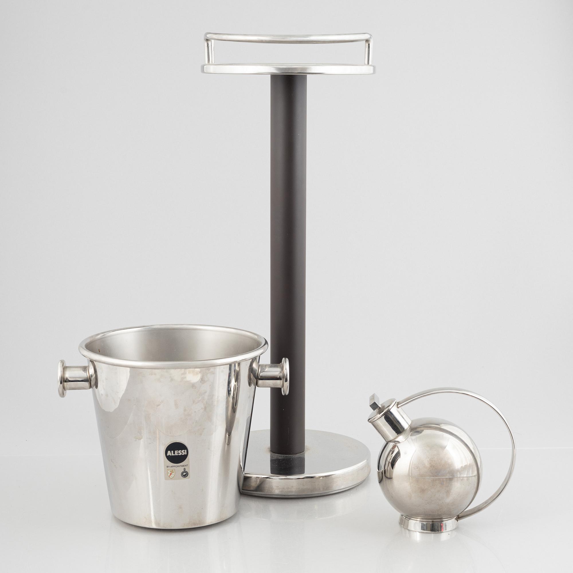 Vinkylare på ställ samt cocktailkanna, Alessi, Italien.