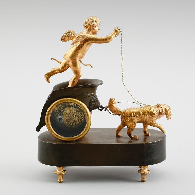 BORDSPENDYL, empire, brons, 1800-talets början.